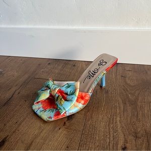 Satin Floral Tropical Print Mule Heels
